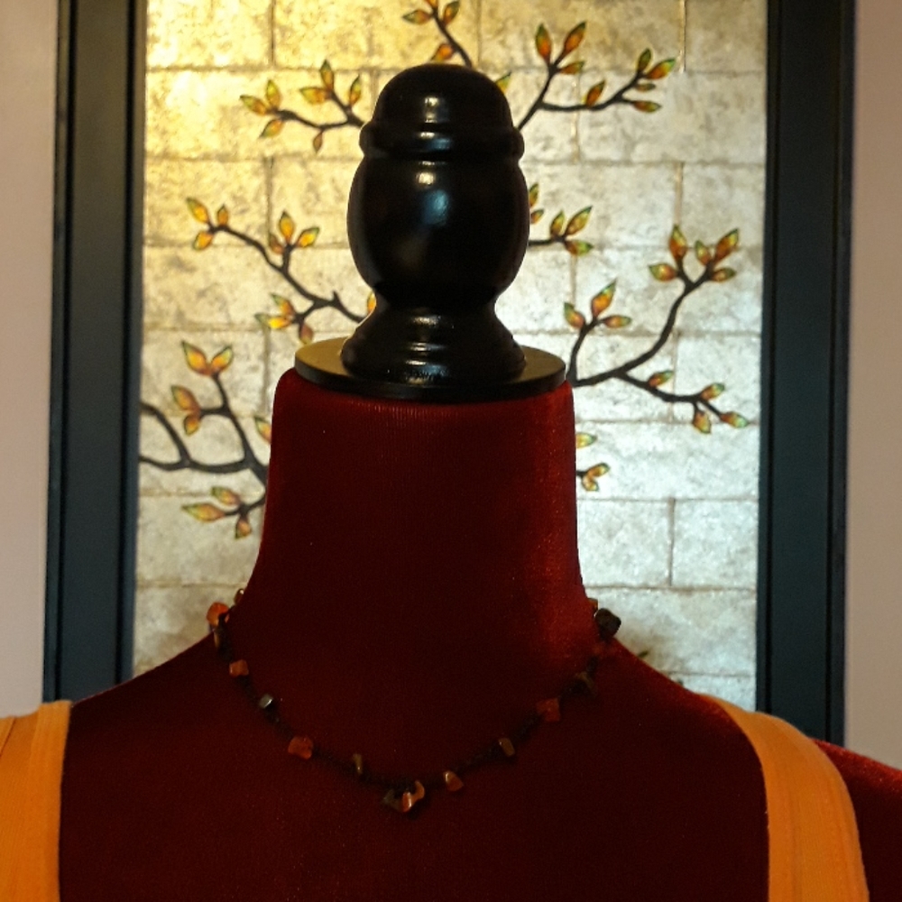 Necklaces - Picture 4 of 4
